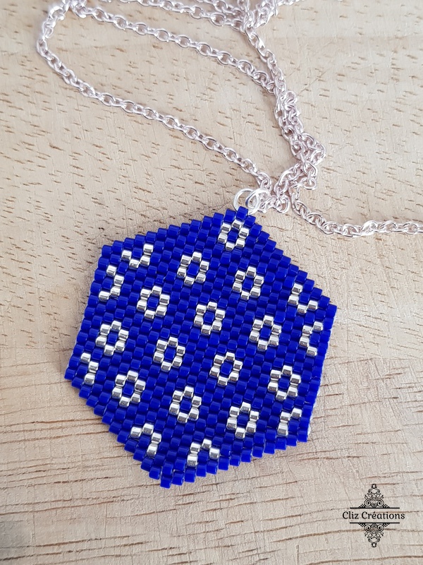 Collier Hinagiku Cobalt